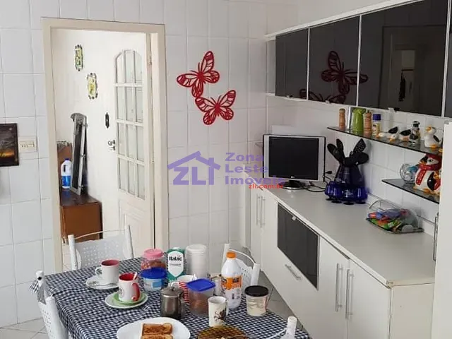Sobrado com 360m² 4 quartos e 5 banheiros, à venda, no bairro Jardim Avelino em São Paulo