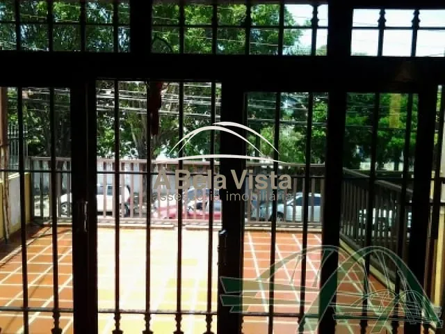Sobrado com 300m² 2 quartos e 2 banheiros, para alugar, no bairro Vila Osasco em Osasco