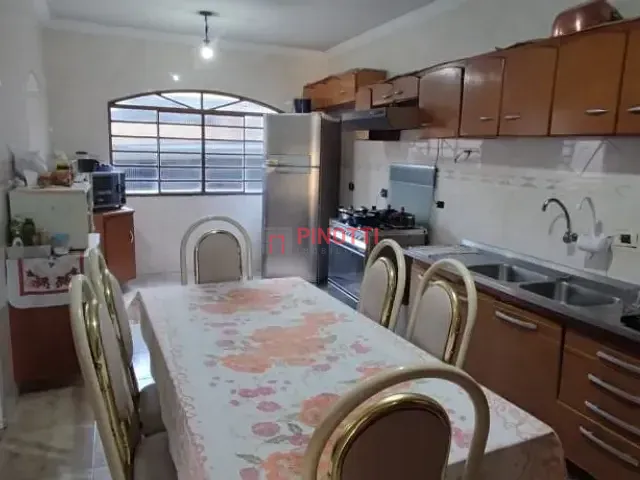 Sobrado 4 quartos e 1 banheiro, à venda ou para alugar, no bairro Jardim São Paulo em São Bernardo do Campo