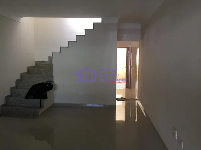 Sobrado com 90m² 3 quartos e 4 banheiros, à venda, no bairro Vila Carrão em São Paulo