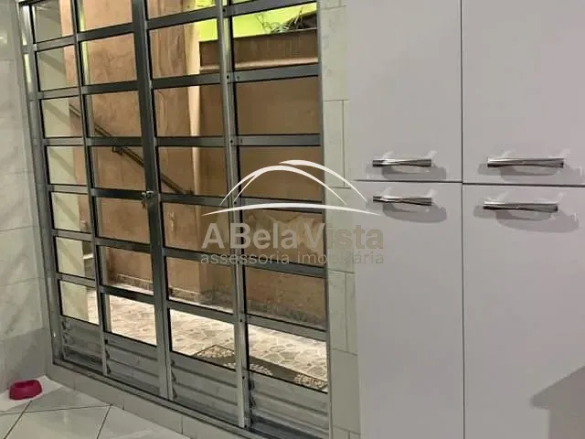 Sobrado com 157m² 3 quartos e 2 banheiros, à venda, no bairro Bela Vista em Osasco