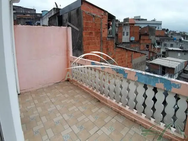 Sobrado com 140m² 2 quartos e 1 banheiro, à venda, no bairro Santo Antônio em Osasco