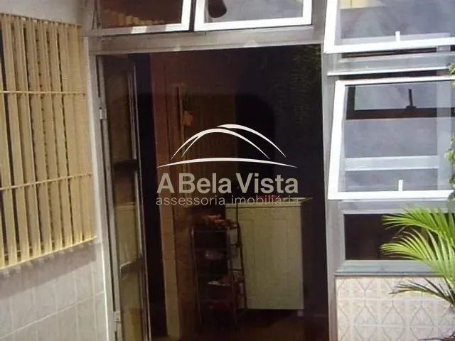 Sobrado com 346m² 4 quartos e 3 banheiros, à venda, no bairro Vila Osasco em Osasco