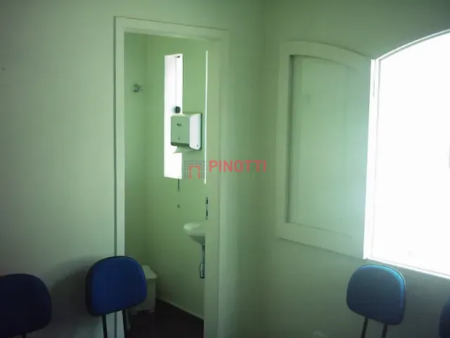 Sobrado 6 quartos e 3 banheiros, à venda ou para alugar, no bairro Jardim do Mar em São Bernardo do Campo