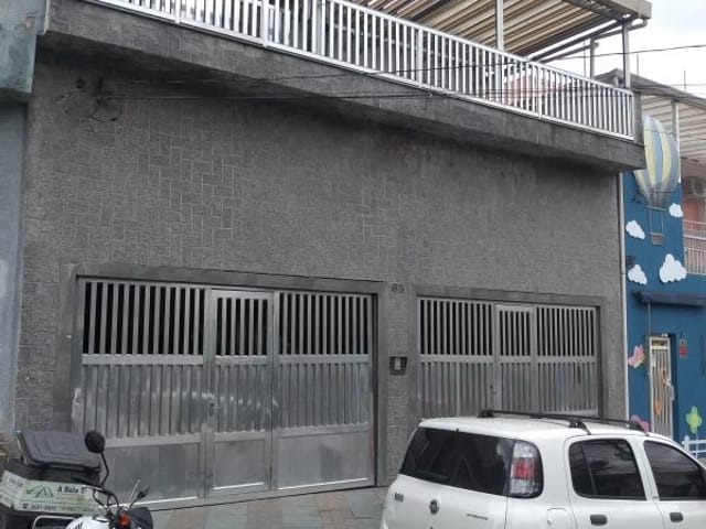 Foto do Sobrado - Sobrado com 4 Dormitórios e Suíte na Vila Campesina - Osasco/SP | A Bela Vista Imóveis