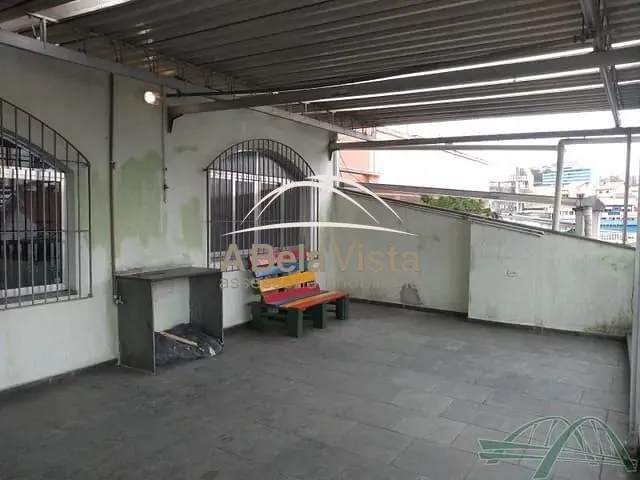 Sobrado com 230m² 4 quartos e 3 banheiros, à venda ou para alugar, no bairro Vila Campesina em Osasco