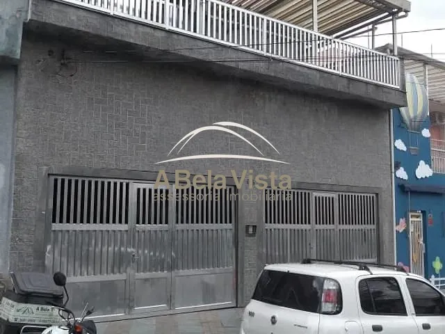Sobrado com 230m² 4 quartos e 3 banheiros, à venda ou para alugar, no bairro Vila Campesina em Osasco