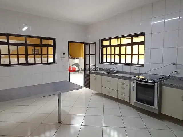 Sobrado 3 quartos e 5 banheiros, para alugar, no bairro Santa Paula em São Caetano do Sul