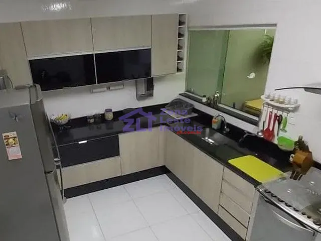 Sobrado com 217m² 3 quartos e 2 banheiros, à venda, no bairro Vila Darli em São Paulo