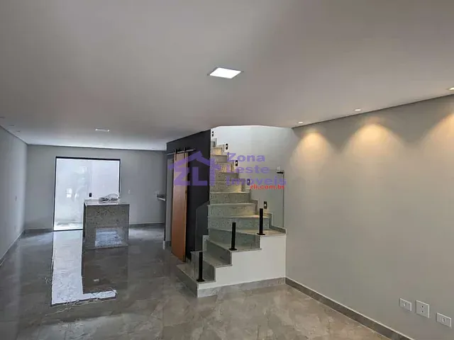 Sobrado com 1m² 3 quartos e 4 banheiros, à venda, no bairro Vila Carrão em São Paulo