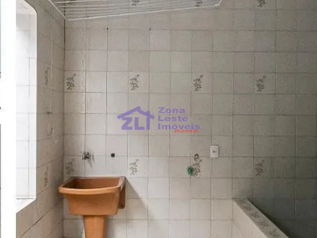 Sobrado com 212m² 3 quartos e 4 banheiros, à venda, no bairro Vila Gomes Cardim em São Paulo