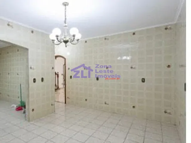Sobrado com 212m² 3 quartos e 4 banheiros, à venda, no bairro Vila Gomes Cardim em São Paulo