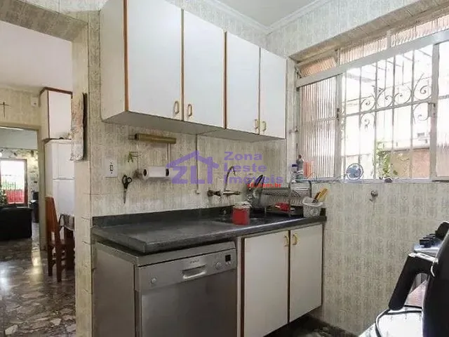 Sobrado com 160m² 4 quartos e 2 banheiros, à venda, no bairro Vila Regente Feijó em São Paulo