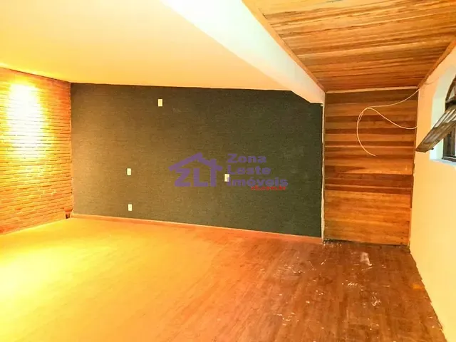 Sobrado com 350m², para alugar, no bairro Cidade Mãe do Céu em São Paulo
