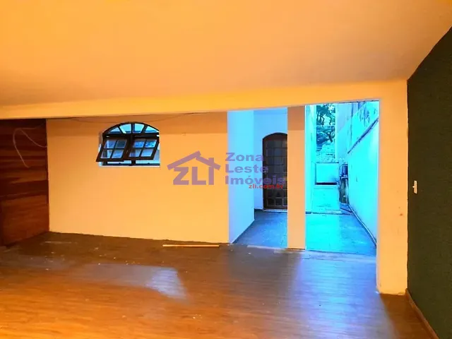 Sobrado com 350m², para alugar, no bairro Cidade Mãe do Céu em São Paulo