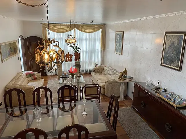 Sobrado com 335m² 4 quartos e 3 banheiros, à venda, no bairro Cerâmica em São Caetano do Sul