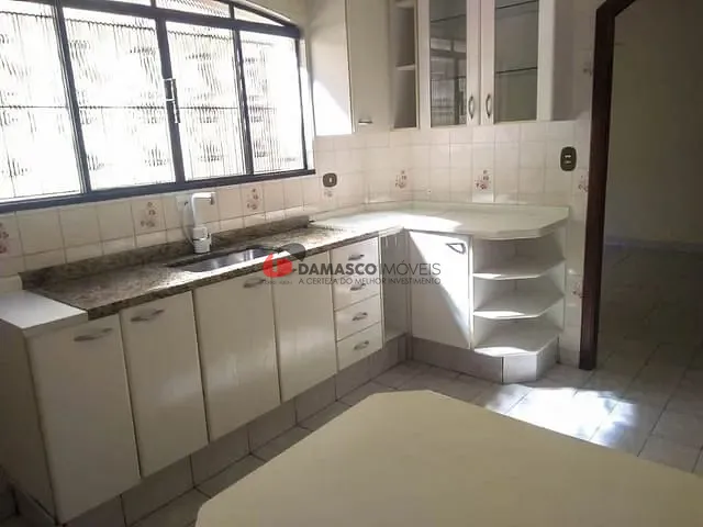 Sobrado 3 quartos e 1 banheiro, à venda, no bairro Campestre em Santo André