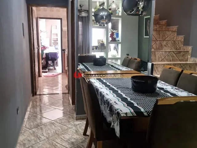 Sobrado 3 quartos e 1 banheiro, à venda, no bairro Cidade São Jorge em Santo André