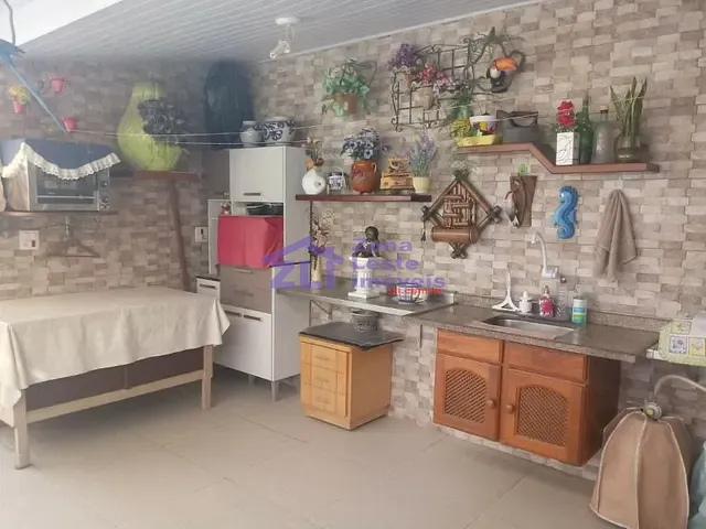 Sobrado com 240m² 3 quartos e 1 banheiro, à venda, no bairro Vila Gomes Cardim em São Paulo