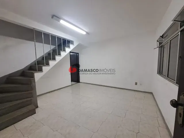 Sobrado 2 quartos e 1 banheiro, à venda, no bairro Mauá em São Caetano do Sul