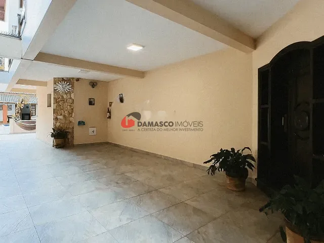 Sobrado com 500m² 4 quartos e 1 banheiro, à venda, no bairro Campestre em Santo André