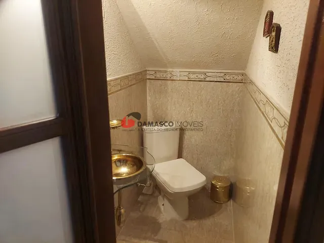 Sobrado com 174m² 2 quartos e 1 banheiro, à venda, no bairro Campestre em Santo André