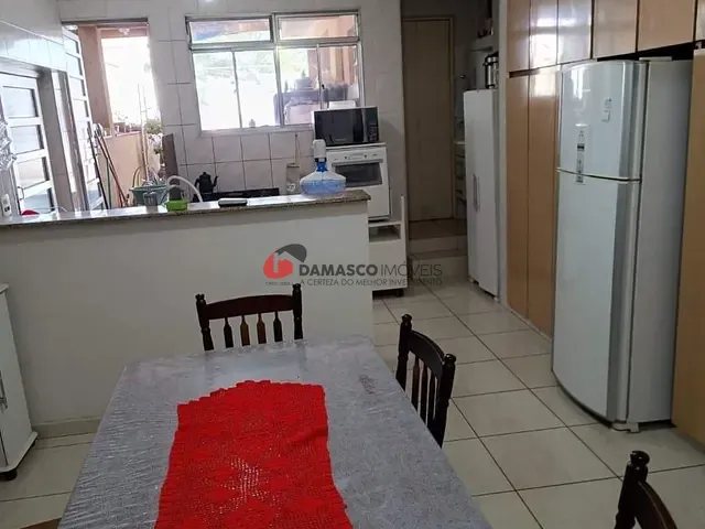 Sobrado com 266m² 3 quartos e 3 banheiros, à venda, no bairro Vila Assunção em Santo André