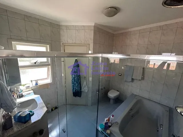 Sobrado com 303m² 3 quartos e 3 banheiros, à venda, no bairro Cidade Mãe do Céu em São Paulo
