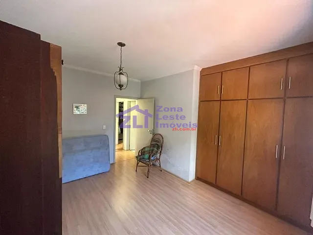 Sobrado com 303m² 3 quartos e 3 banheiros, à venda, no bairro Cidade Mãe do Céu em São Paulo