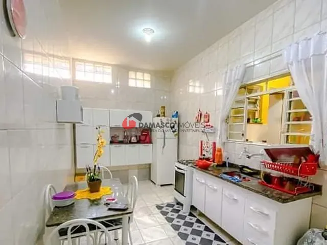 Sobrado com 125m² 2 quartos e 1 banheiro, à venda, no bairro Vila Paulo Silas em São Paulo