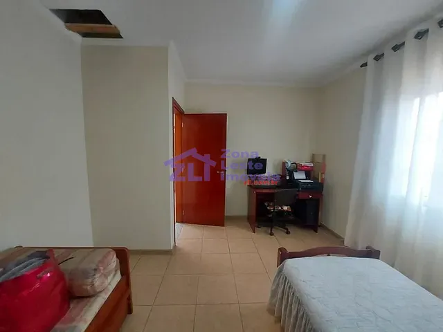 Sobrado com 510m² 3 quartos e 5 banheiros, à venda, no bairro Vila Santa Clara em São Paulo
