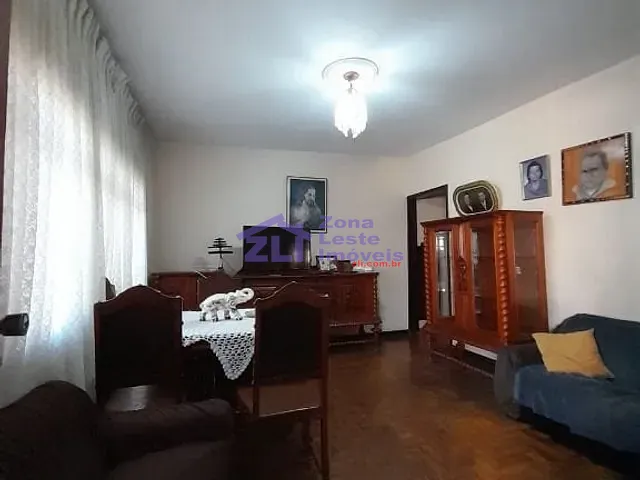 Sobrado com 210m² 4 quartos e 2 banheiros, à venda, no bairro Vila Regente Feijó em São Paulo