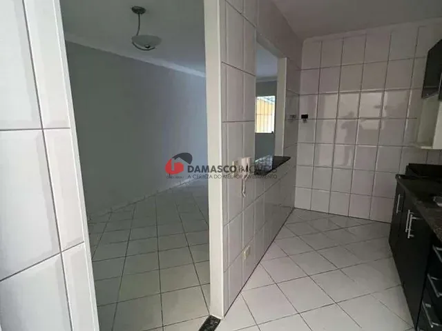 Sobrado 4 quartos e 1 banheiro, à venda, no bairro Jardim em Santo André