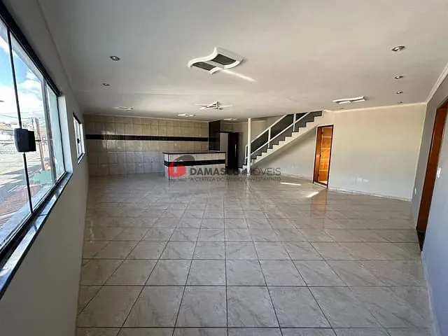 Sobrado 3 quartos e 3 banheiros, à venda, no bairro Vila Tibiriçá em Santo André