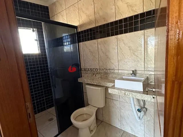 Sobrado 3 quartos e 3 banheiros, à venda, no bairro Vila Tibiriçá em Santo André