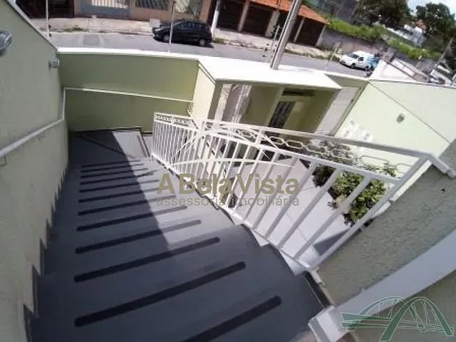 Sobrado 2 quartos e 2 banheiros, para alugar, no bairro Quitaúna em Osasco