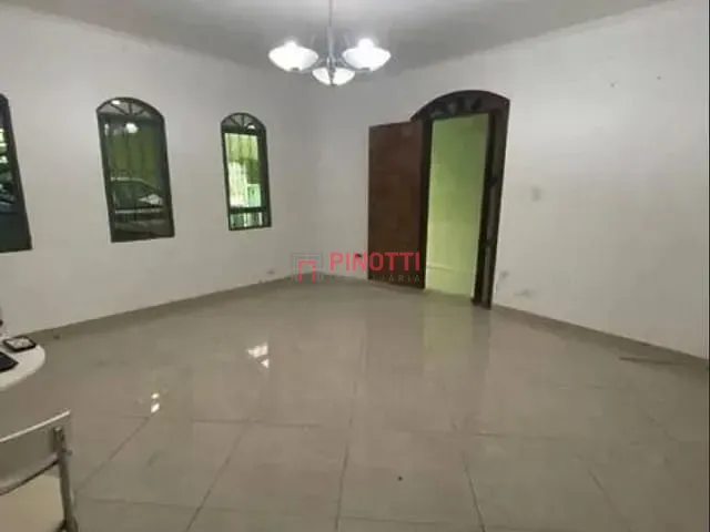 Sobrado 4 quartos e 3 banheiros, à venda, no bairro Nova Petrópolis em São Bernardo do Campo