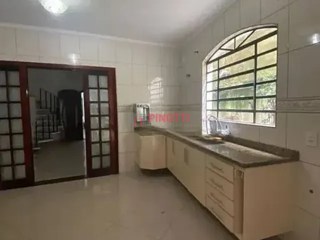 Sobrado 4 quartos e 3 banheiros, à venda, no bairro Nova Petrópolis em São Bernardo do Campo