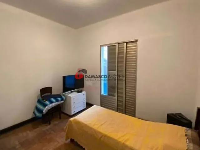 Sobrado com 238m² 3 quartos e 2 banheiros, à venda, no bairro Santa Paula em São Caetano do Sul