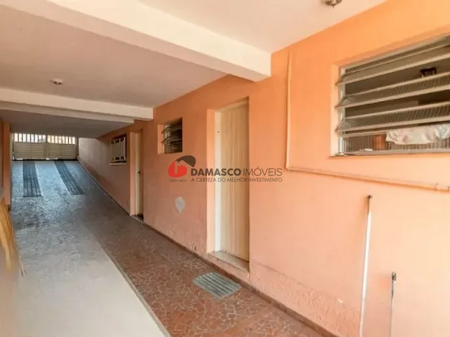 Sobrado com 320m² 4 quartos e 2 banheiros, para alugar, no bairro Santa Maria em Santo André