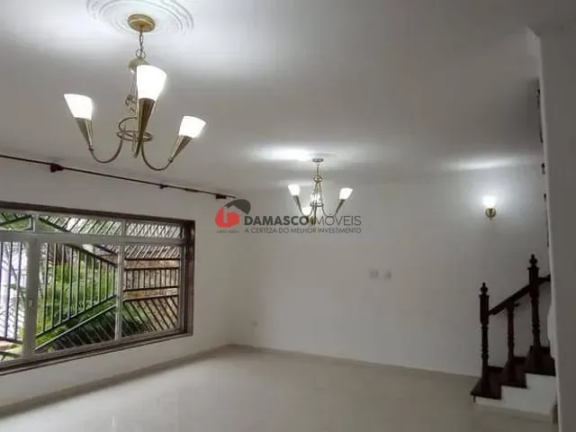 Sobrado 3 quartos e 2 banheiros, à venda, no bairro Jardim Teresa em São Paulo