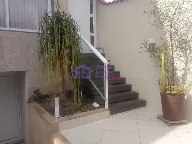 Sobrado com 125m² 3 quartos e 5 banheiros, à venda ou para alugar, no bairro Vila Gomes Cardim em São Paulo