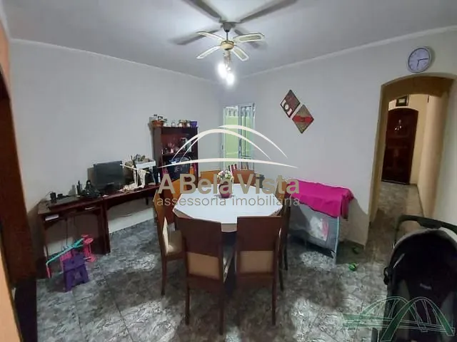 Sobrado com 125m² 4 quartos e 2 banheiros, à venda, no bairro Jaguaribe em Osasco