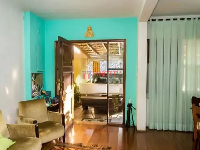 Sobrado 5 quartos e 2 banheiros, à venda, no bairro Jardim Copacabana em São Bernardo do Campo