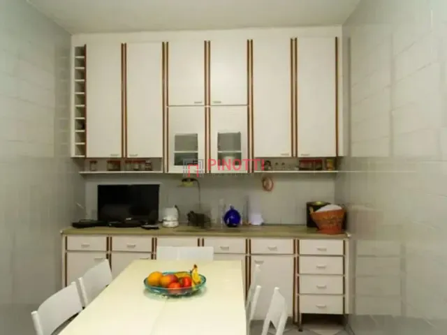 Sobrado 5 quartos e 2 banheiros, à venda, no bairro Jardim Copacabana em São Bernardo do Campo