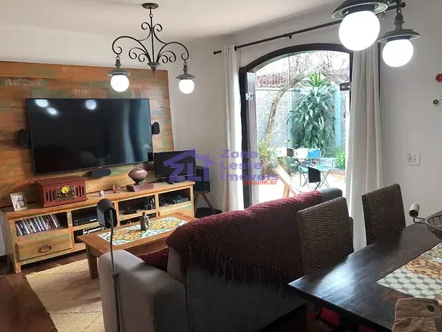 Sobrado com 260m² 5 quartos e 5 banheiros, à venda, no bairro Vila Carrão em São Paulo
