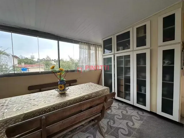 Sobrado 6 quartos e 4 banheiros, à venda, no bairro Jardim Nova Petrópolis em São Bernardo do Campo
