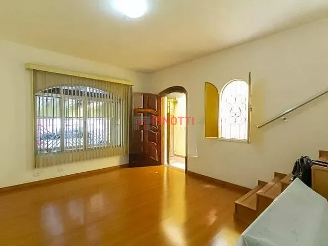 Sobrado 2 quartos e 2 banheiros, à venda, no bairro Parque Santo Antônio em São Bernardo do Campo