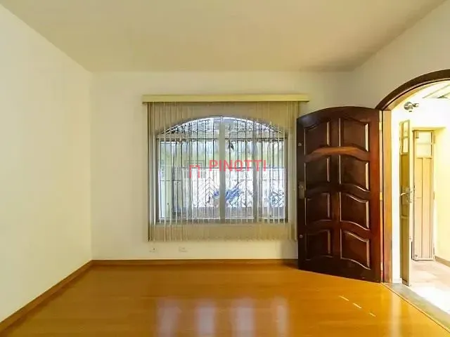 Sobrado 2 quartos e 2 banheiros, à venda, no bairro Parque Santo Antônio em São Bernardo do Campo