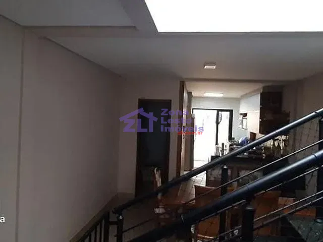 Sobrado com 180m² 3 quartos e 4 banheiros, à venda, no bairro Parque São Lucas em São Paulo